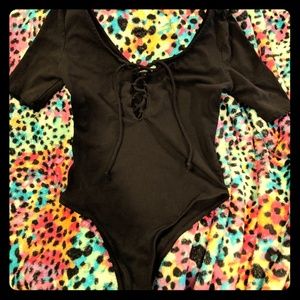 NWOT Off the Shoulder Half Sleeve Lace Up Bodysuit